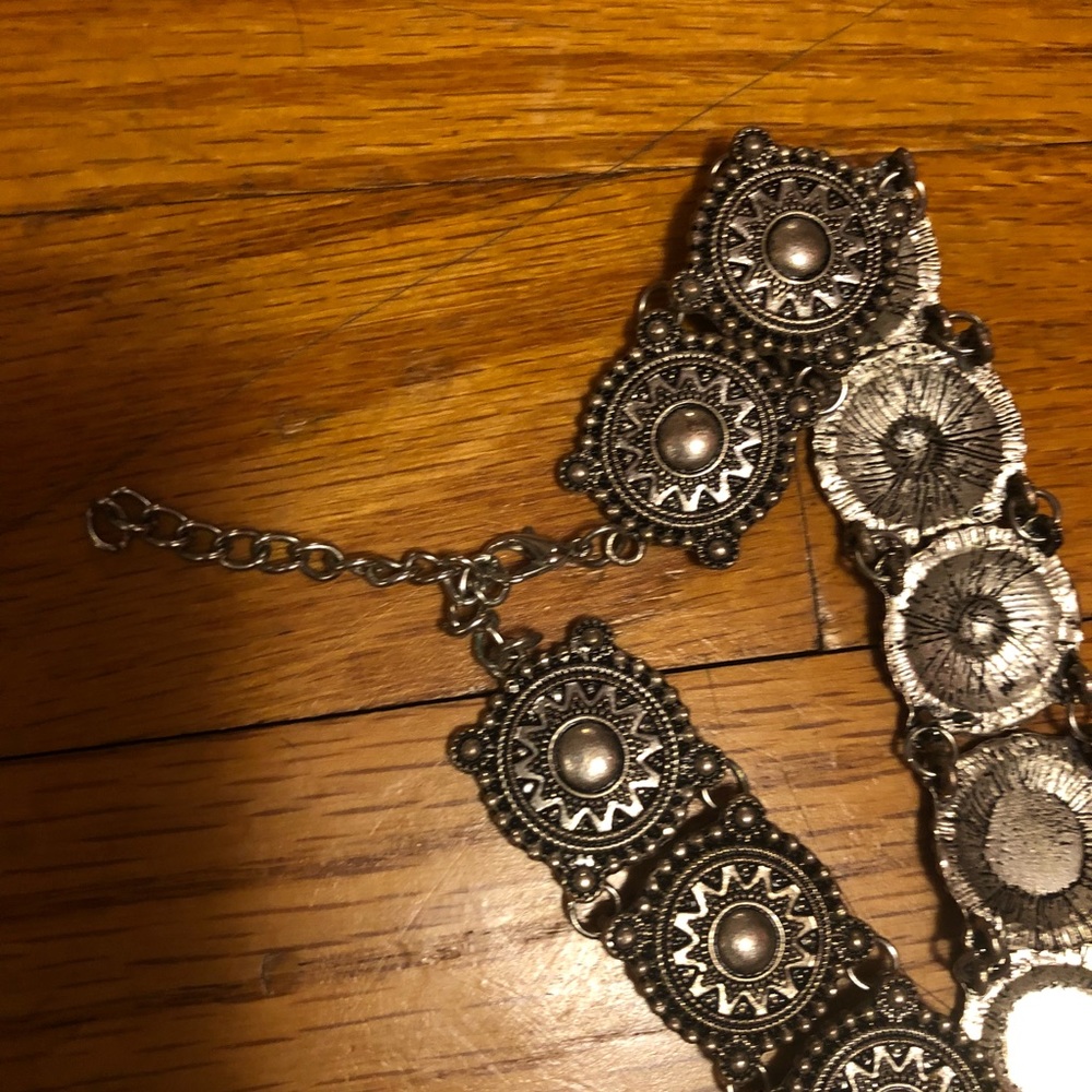 Choker necklace - Picture 5 of 5